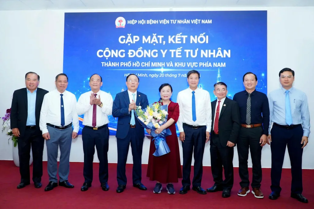 Madam Trần Thị Lâm giữ vai trò Chủ tịch Chi hội